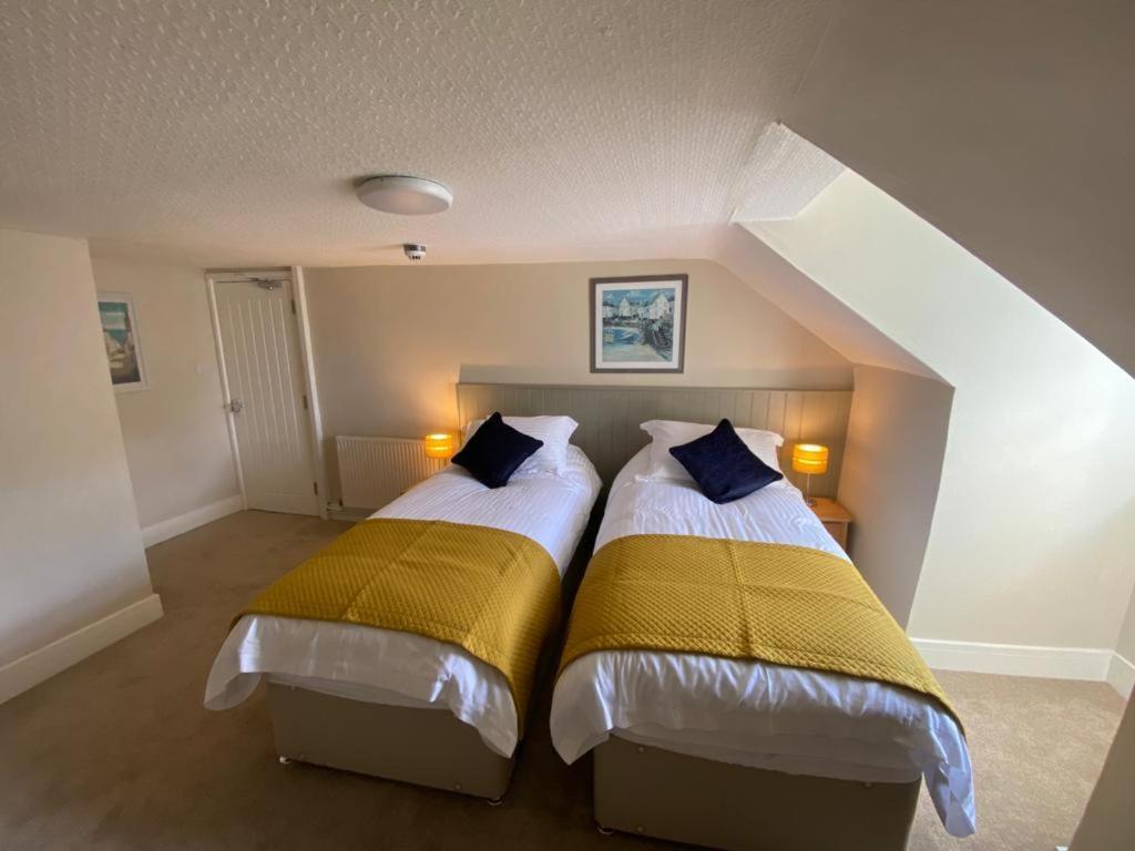The George Inn Plymouth Bagian luar foto