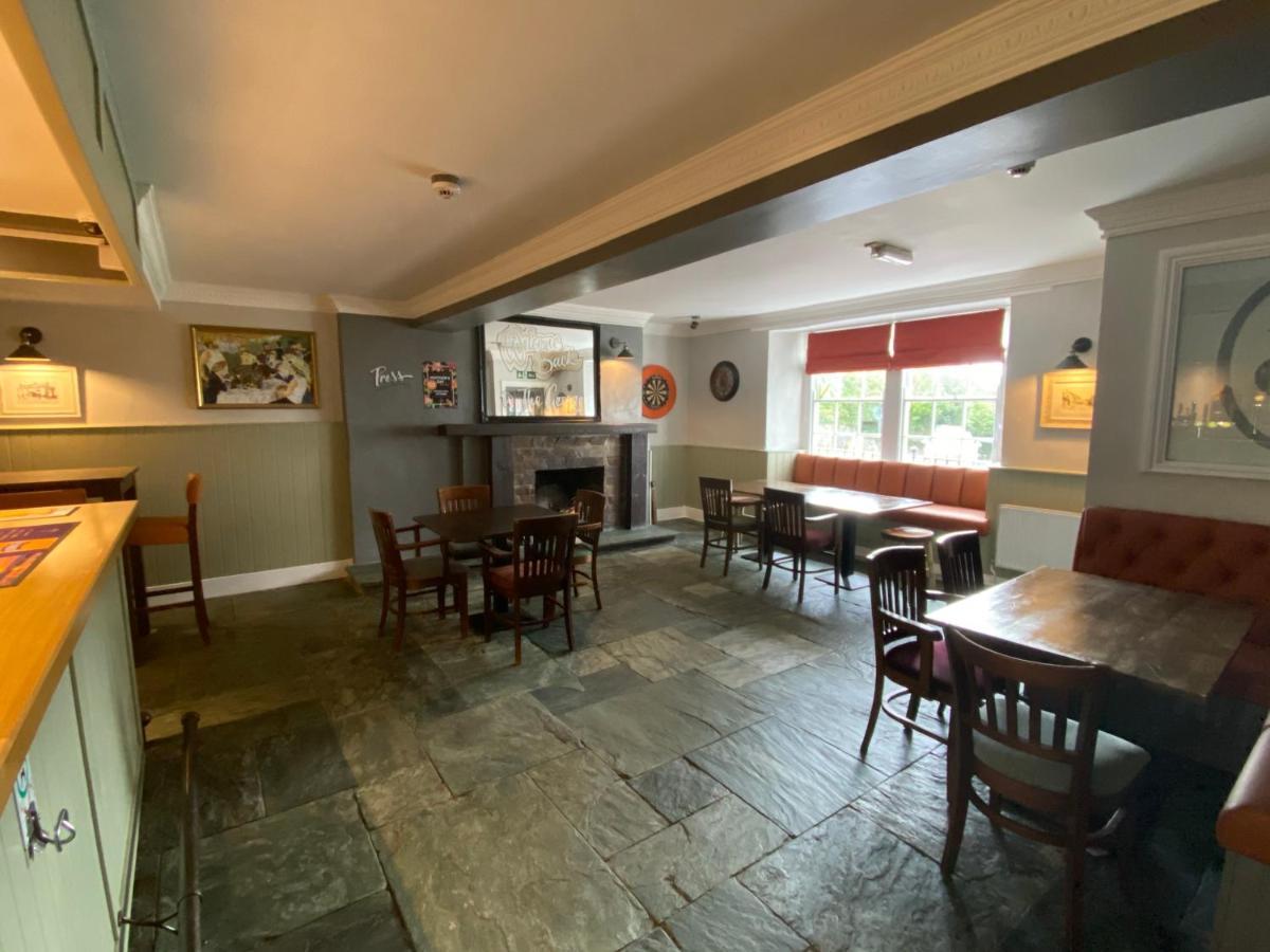 The George Inn Plymouth Bagian luar foto
